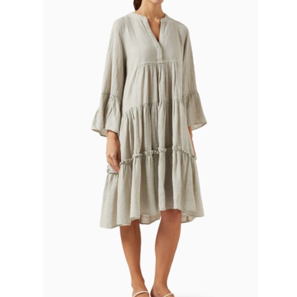 Elegant Pearl & Caviar Tiered Midi Dress - Bell Sleeves - XS/S